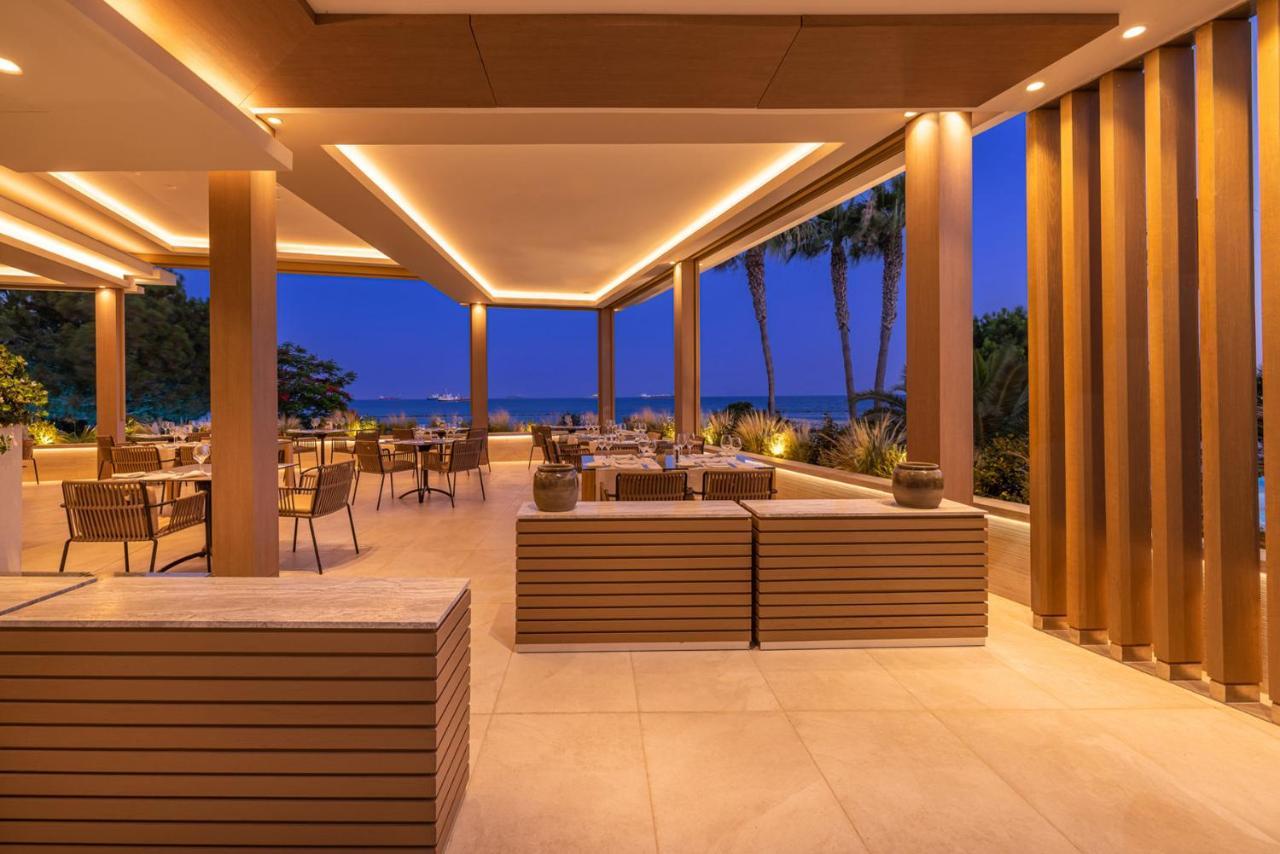 Hotel Crowne Plaza Limassol By Ihg Exterior foto