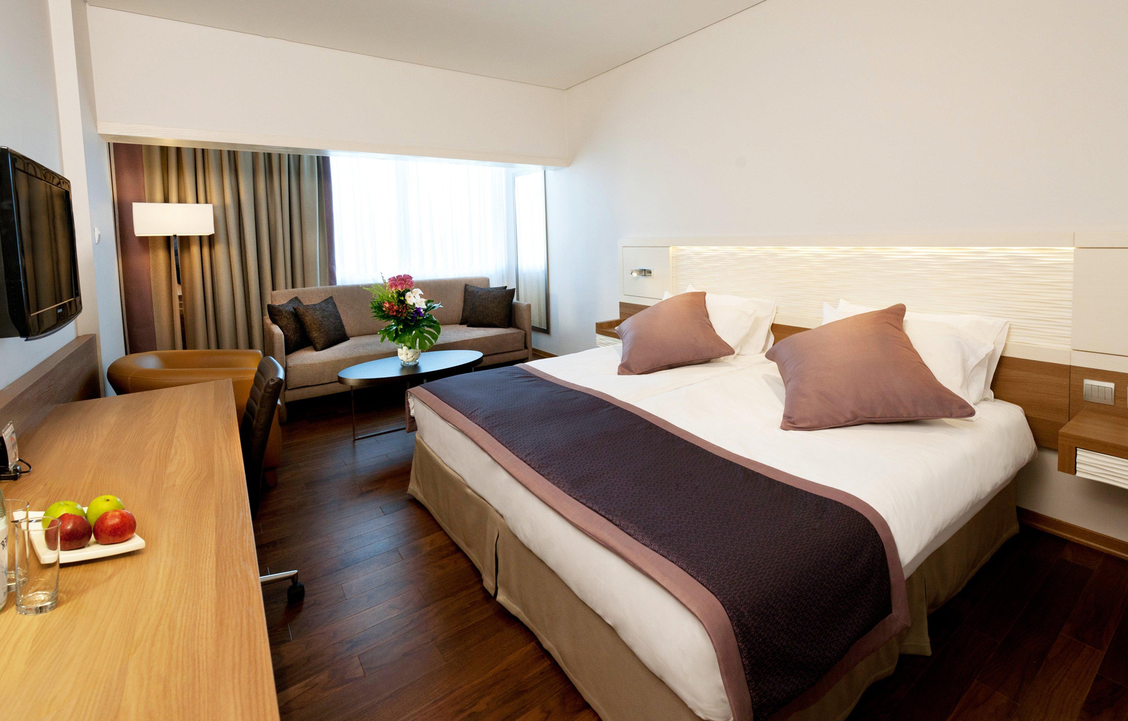 Hotel Crowne Plaza Limassol By Ihg Exterior foto