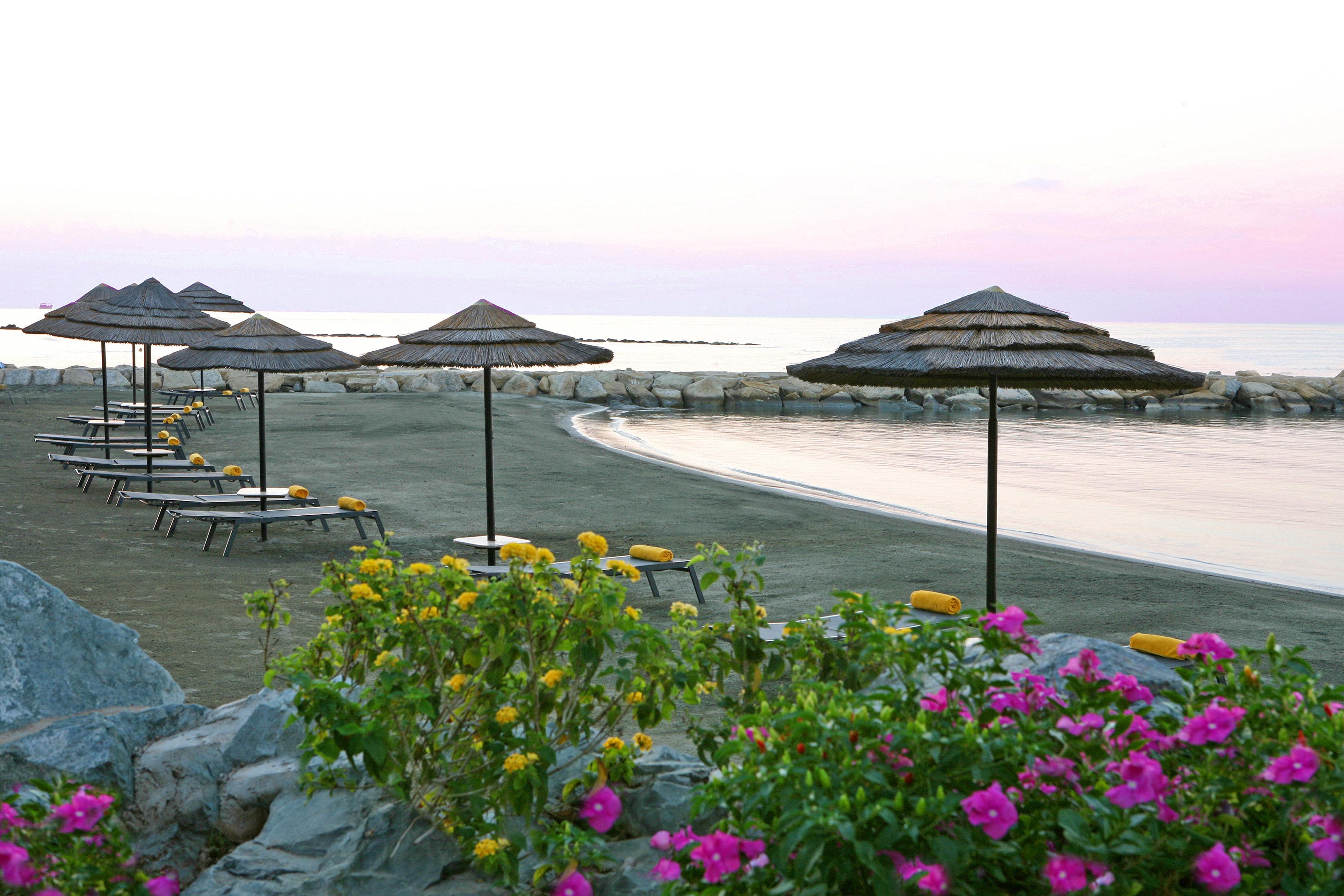 Hotel Crowne Plaza Limassol By Ihg Exterior foto