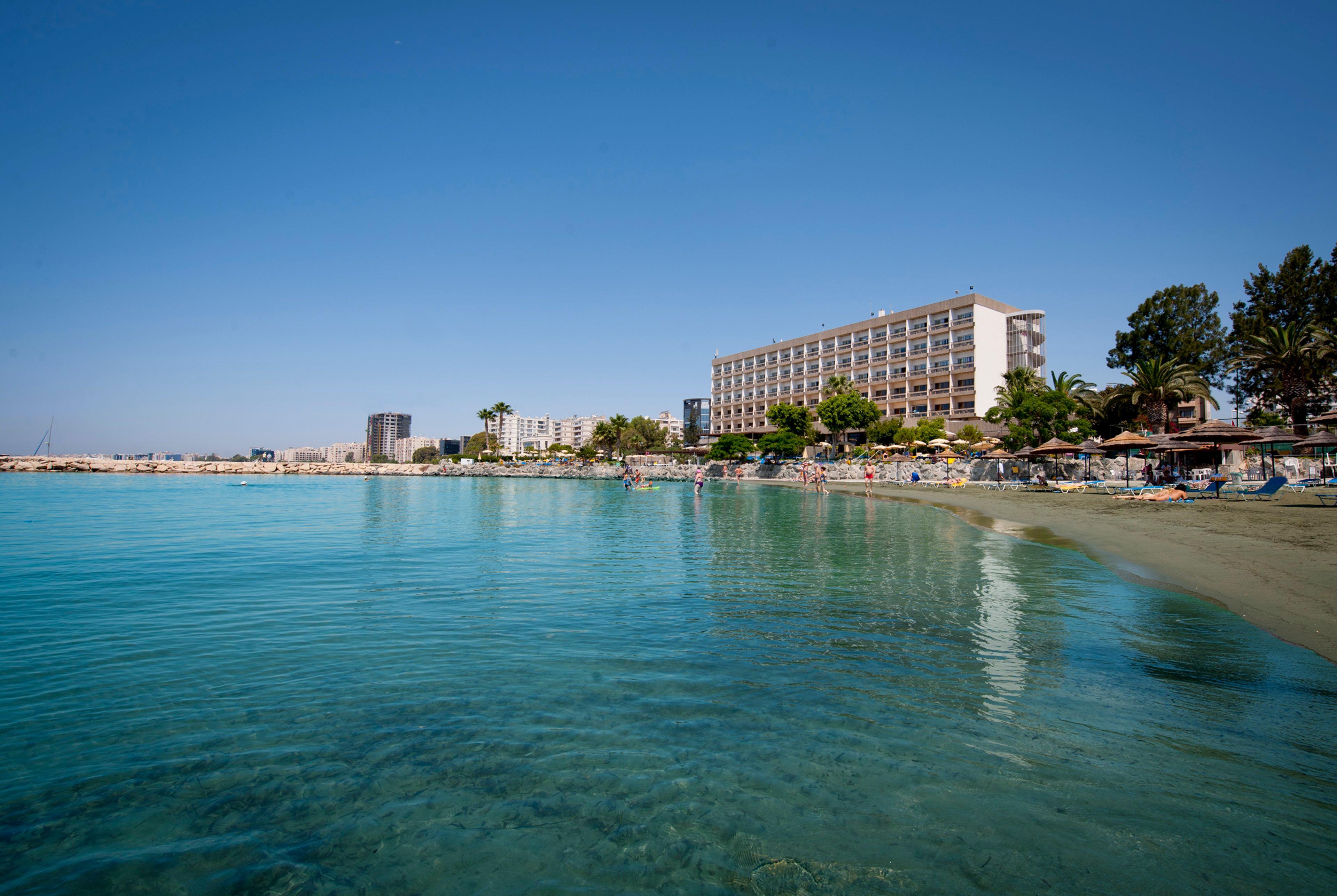 Hotel Crowne Plaza Limassol By Ihg Exterior foto